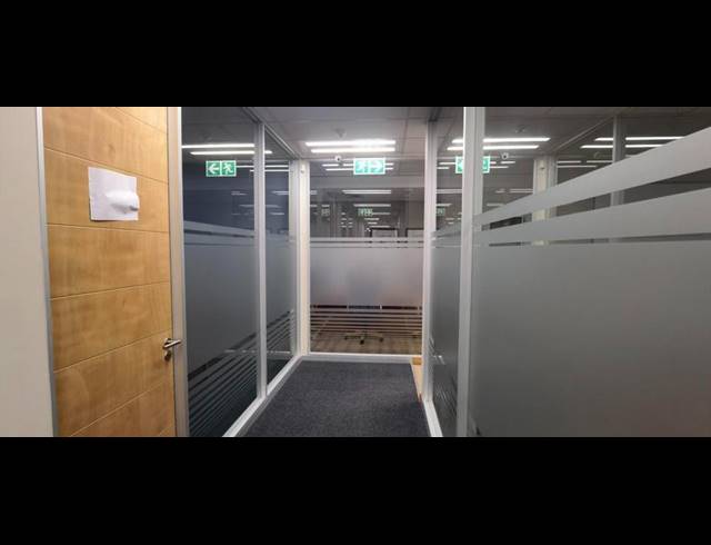 BUSINESS PROPERTY TO RENT IN LYNNWOOD